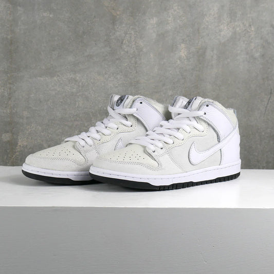 Nike SB Dunk High X Antihero Skateboard Shoe