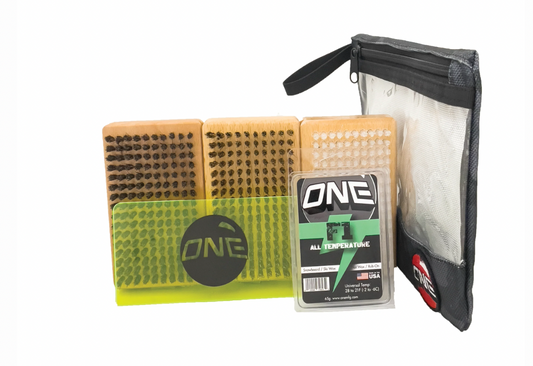 One BRUSH KIT SNOWBOARD / SKI WAXING BRUSH KIT-NYLON-HORSE HAIR-BRASS