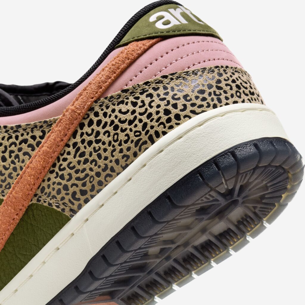 Nike SB Dunk Low 'Arts and Rec' shoe