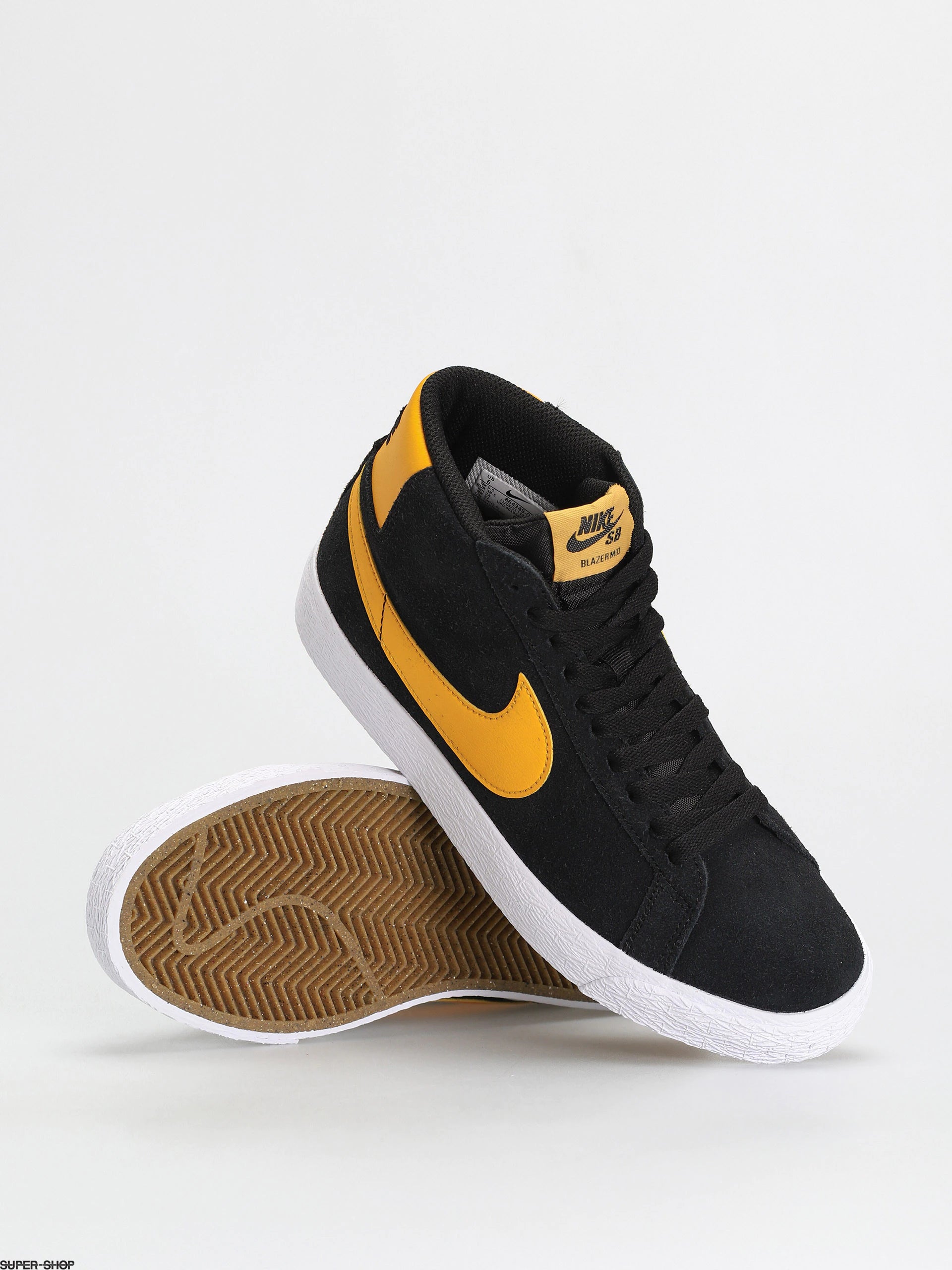 Black and gold nike blazers sales