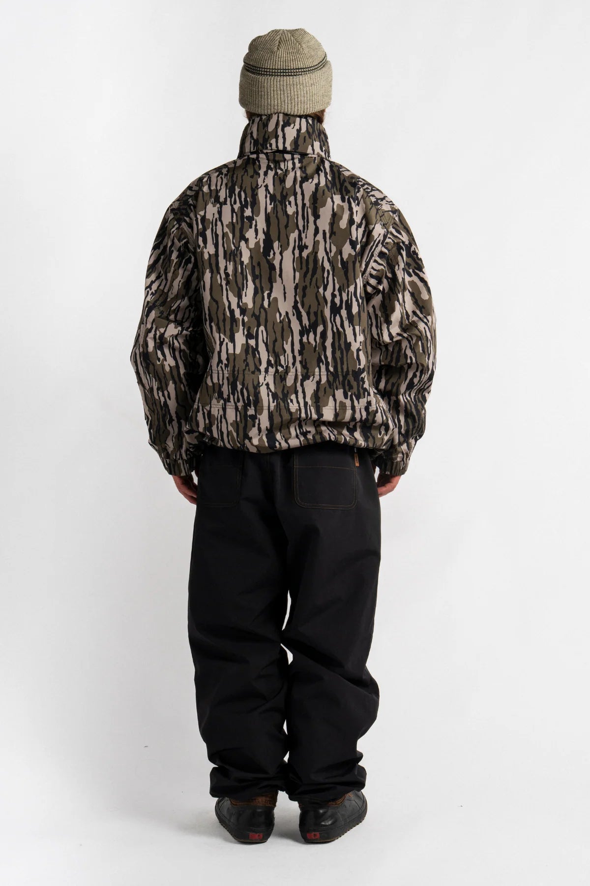 AUTUMN YARD MTN SNOWBOARDING JACKET 2027