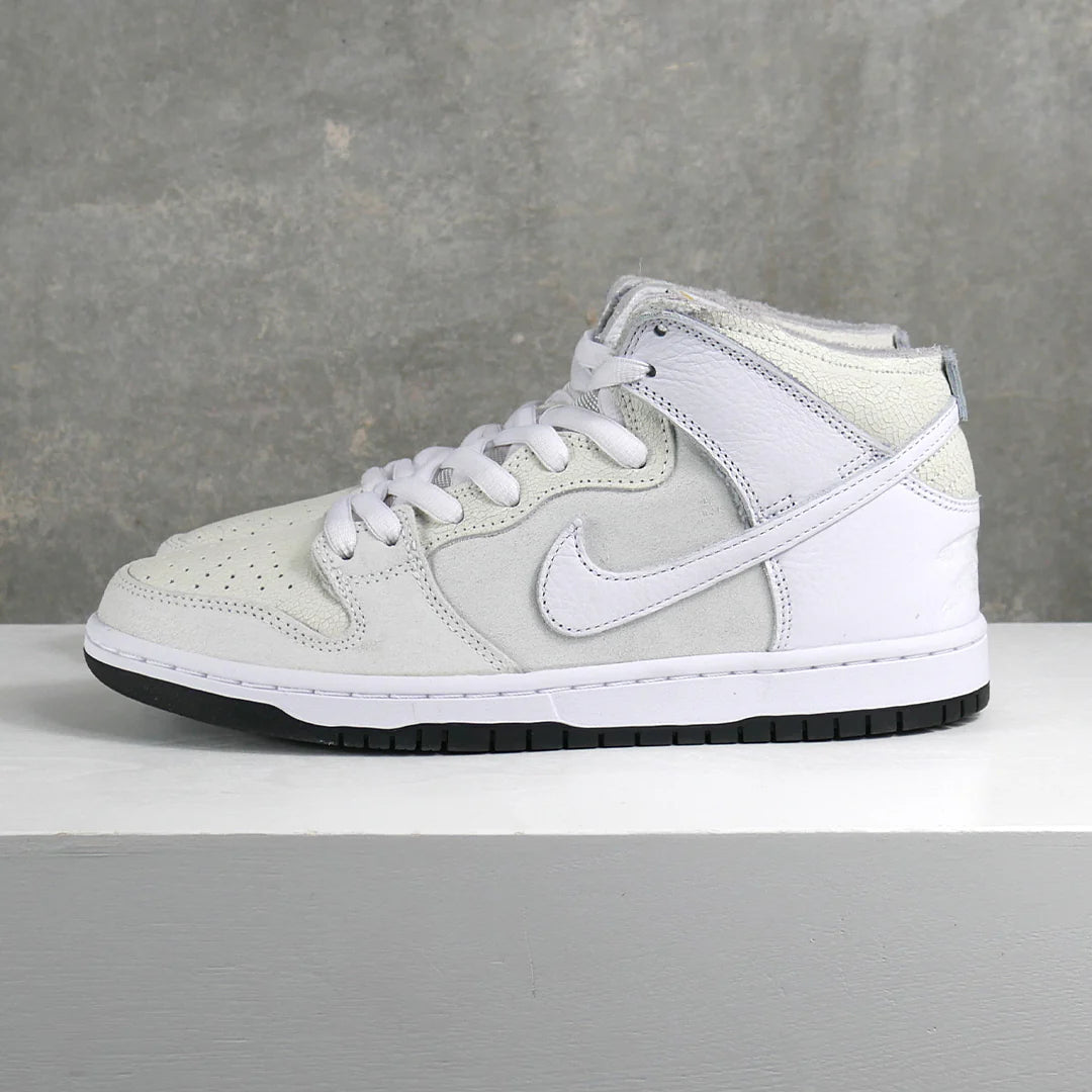 Nike SB Dunk High X Antihero Skateboard Shoe