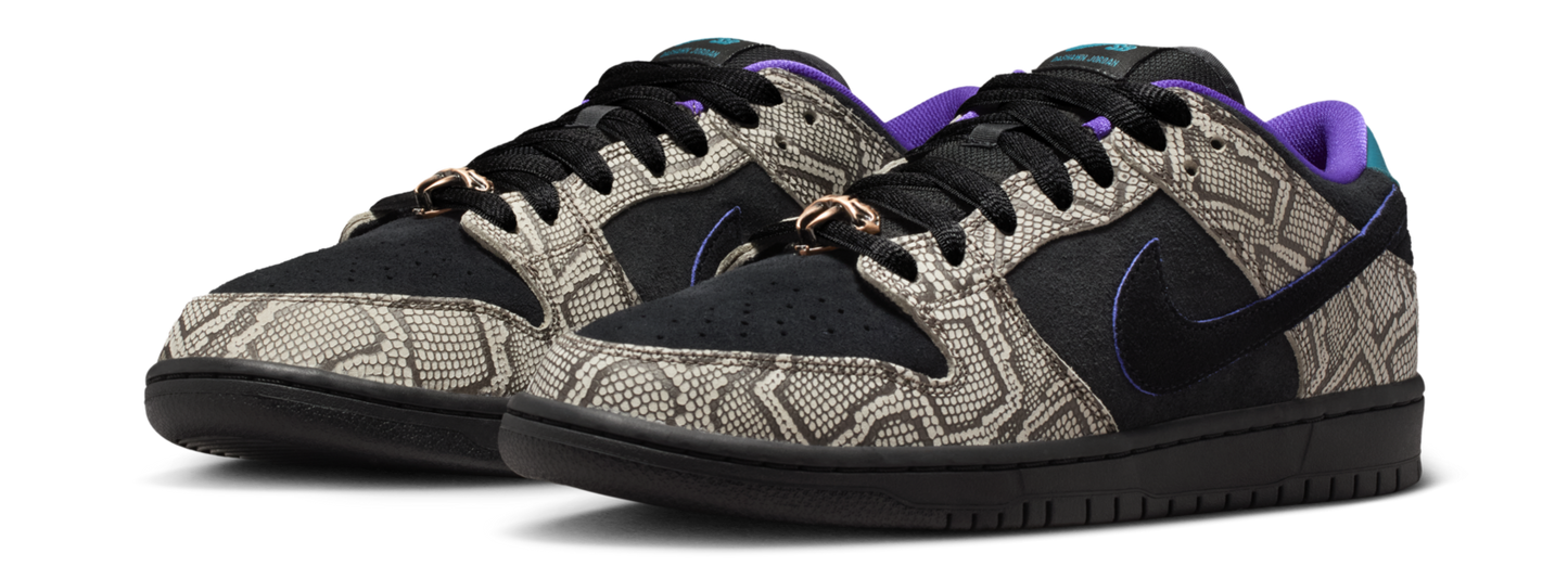 NIKE SB DUNK LOW  DASHAWN JORDAN STRING/BLACK-BRIGHT SPRUCE-FIERCE PURPLE-DARK RUSSET-BLACK