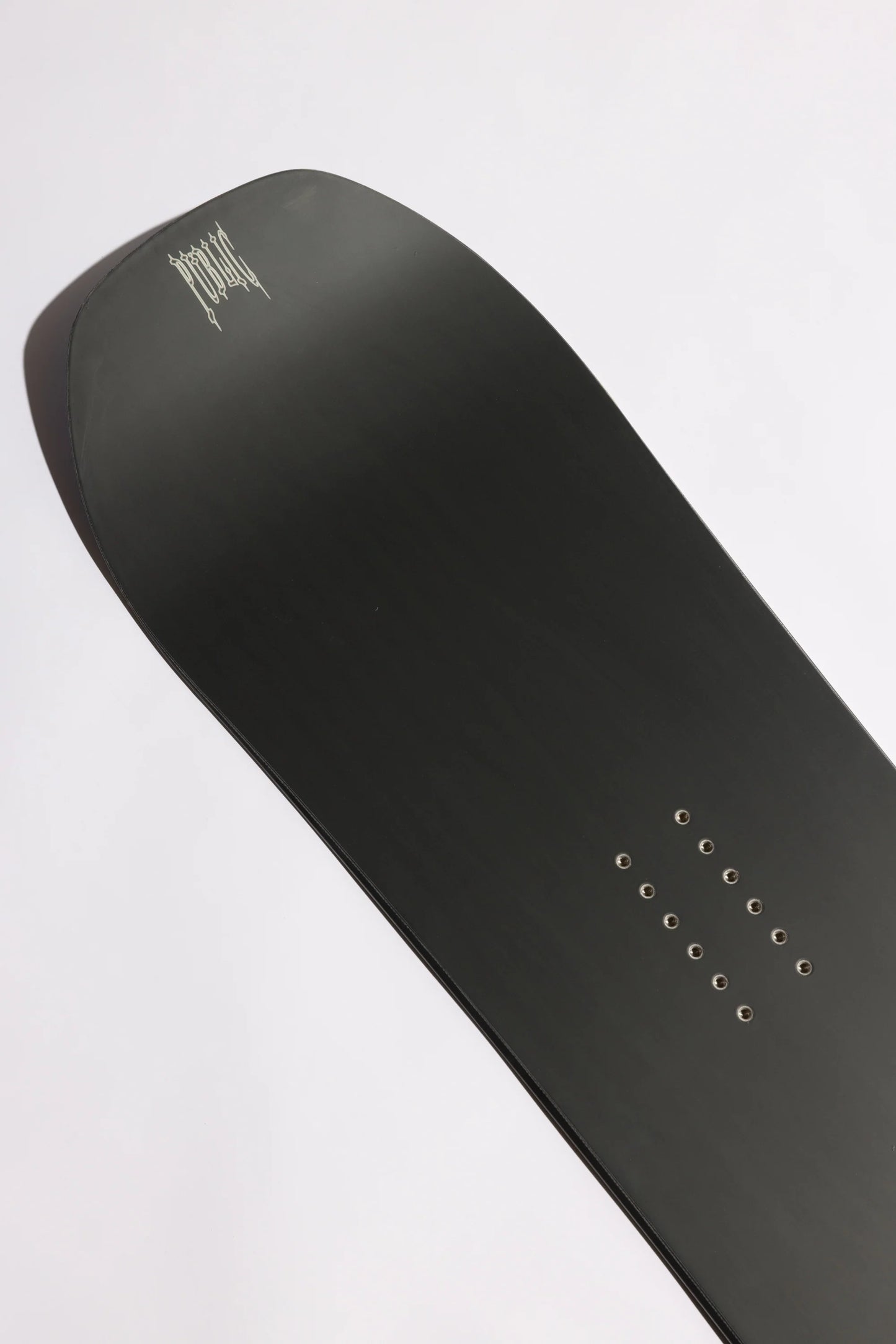 Public Dispute Snowboard 153 2025