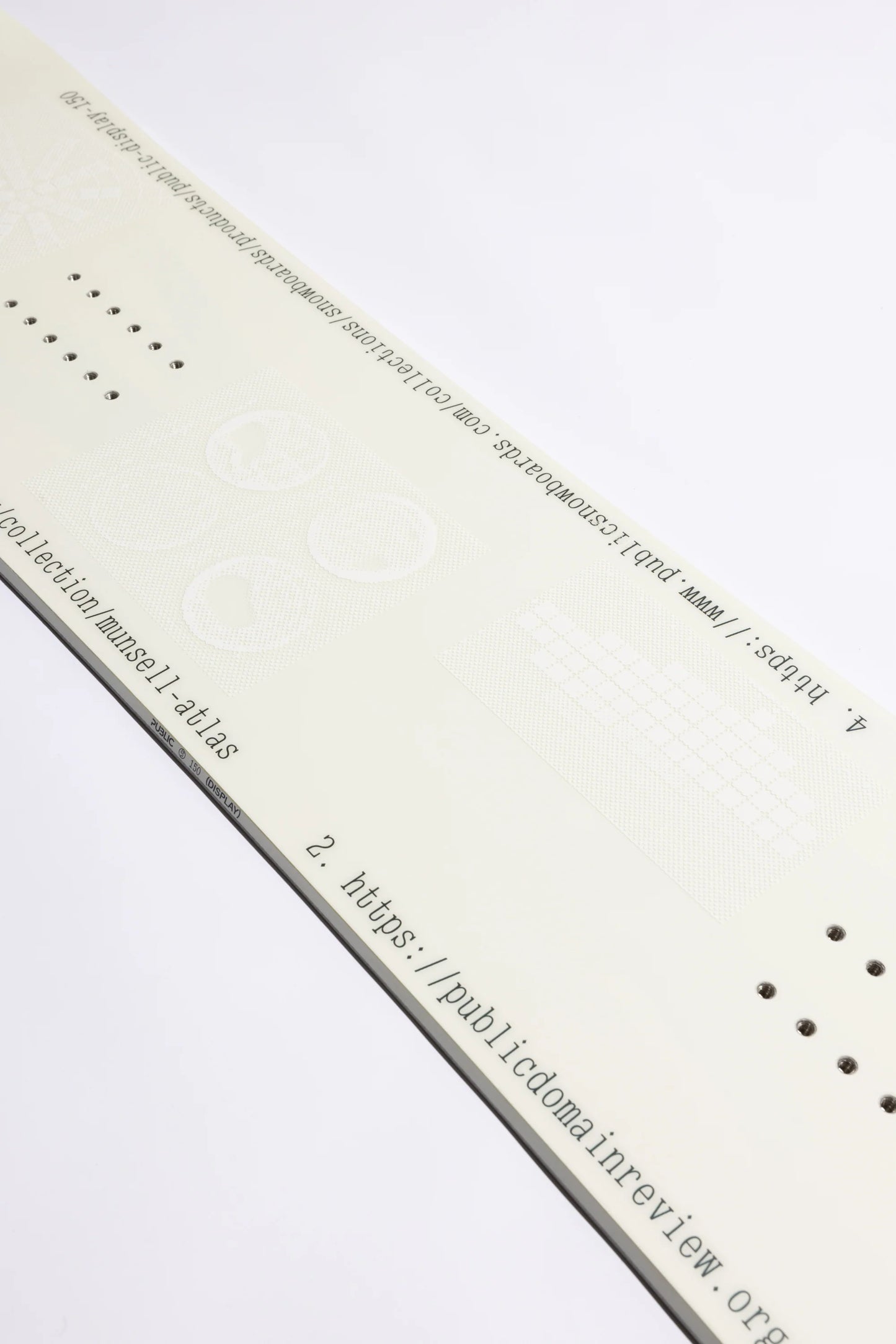 Public Display Snowboard 150 2025