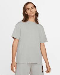 Nike SB Skate T-Shirt Medium