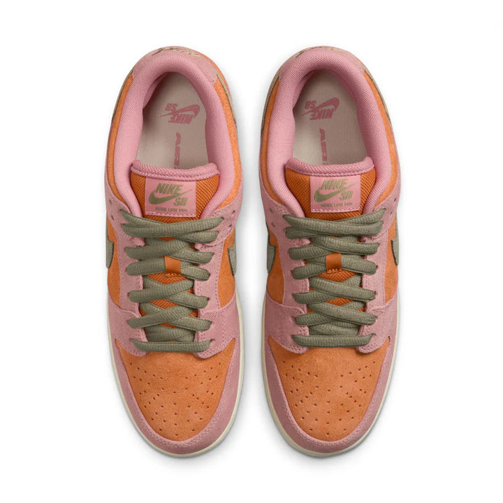 Nike SB Dunk Low Pro Star Dust