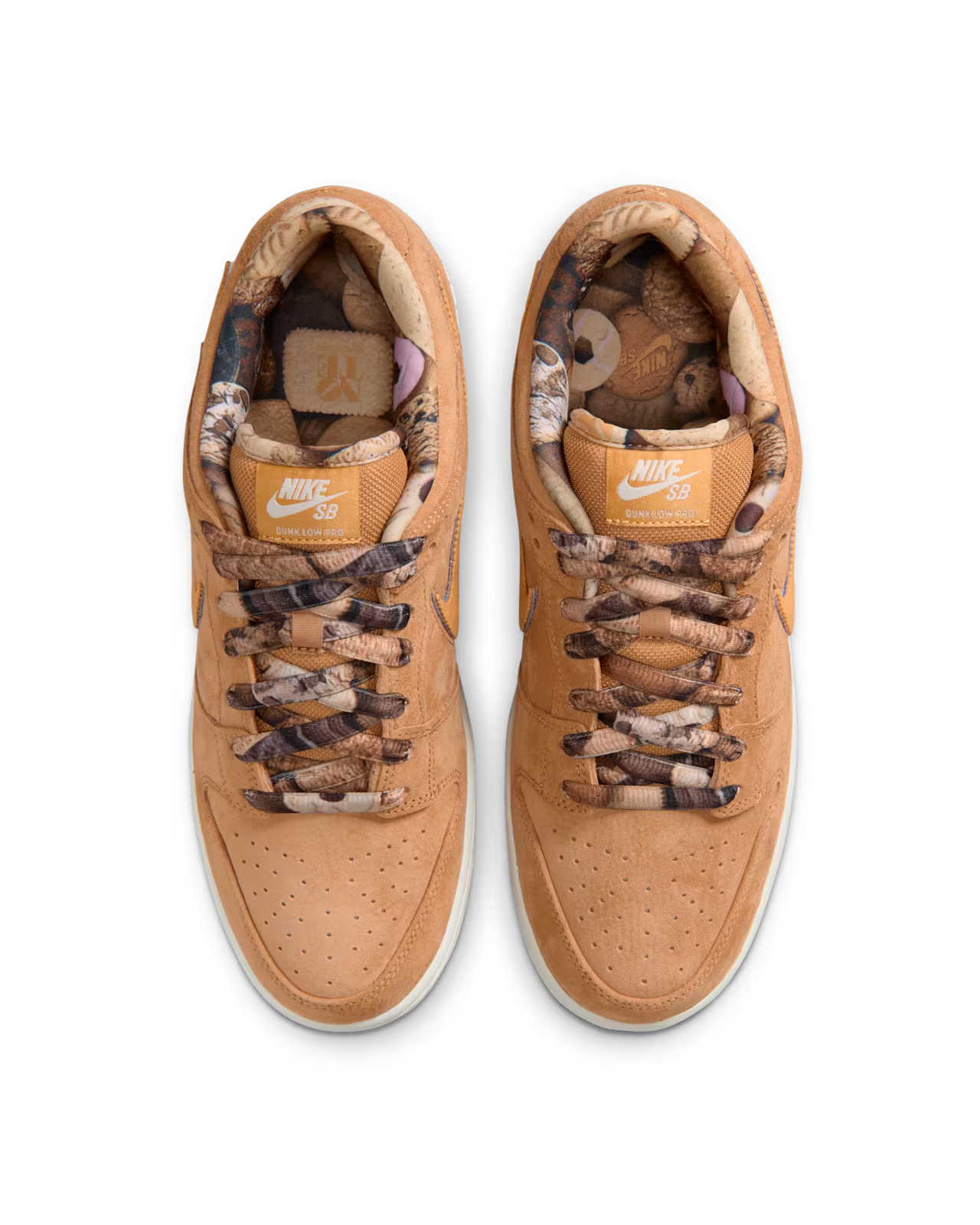 NOTE Manchester x Nike SB Dunk Low Flax and Summit White
