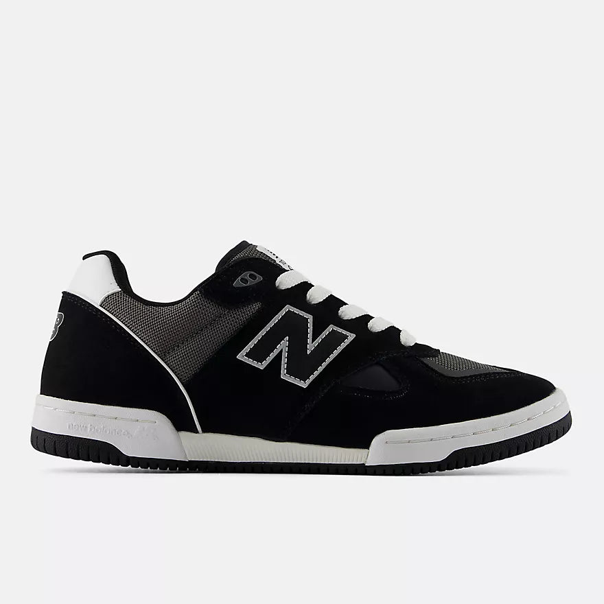 NB Numeric Tom Knox 600 (Black with castlerock)