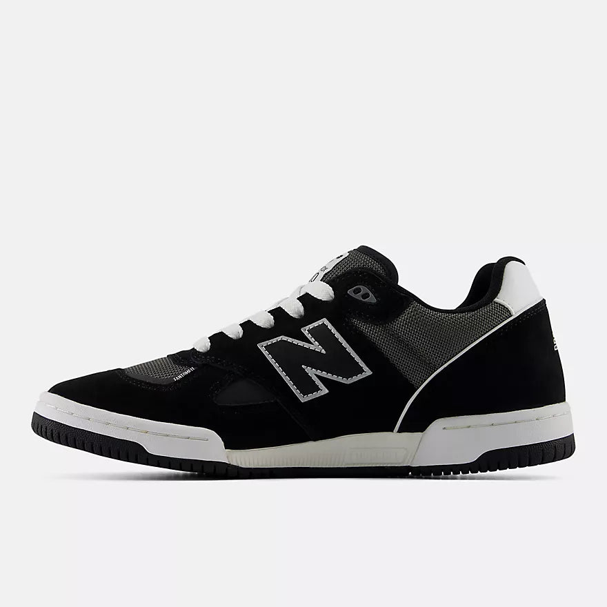 NB Numeric Tom Knox 600 (Black with castlerock)