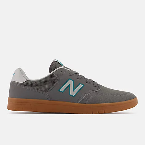 New Balance #425